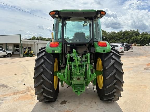 Image of John Deere 6105E equipment image 3