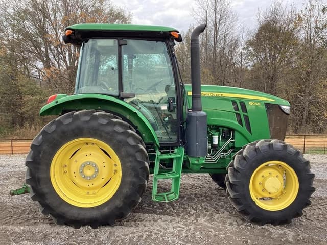 Image of John Deere 6105E equipment image 3