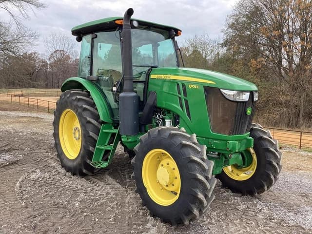 Image of John Deere 6105E equipment image 1