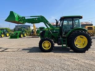 Main image John Deere 6105E 0