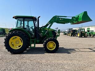 Main image John Deere 6105E 6