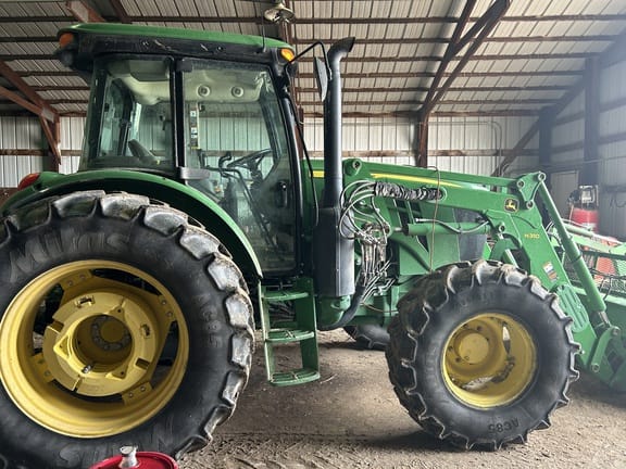 2016 John Deere 6105E Equipment Image0