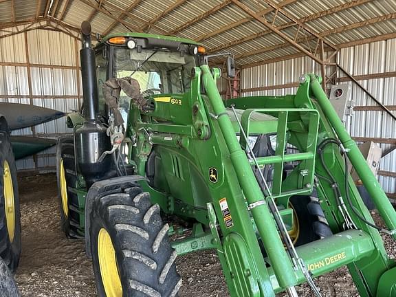 Image of John Deere 6110M equipment image 2