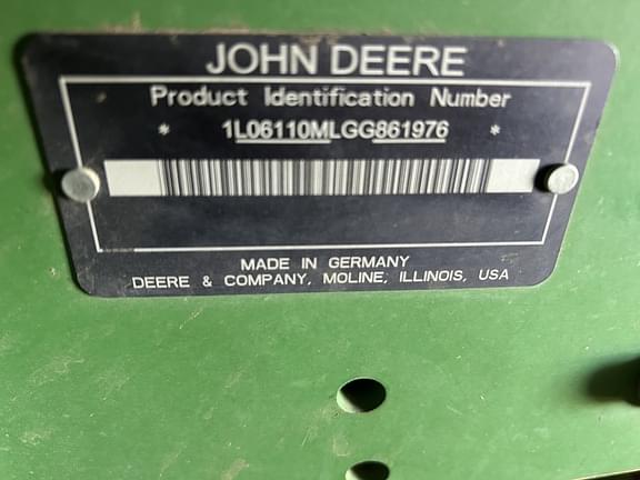 Image of John Deere 6110M equipment image 4