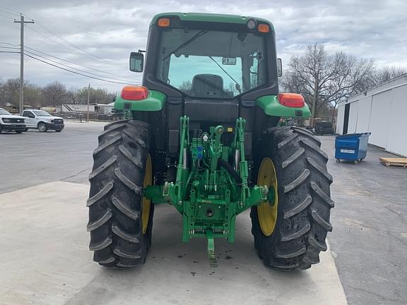 Image of John Deere 6110M equipment image 3
