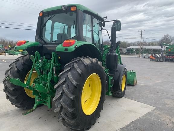 Image of John Deere 6110M equipment image 4