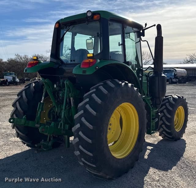 Image of John Deere 6110M equipment image 4