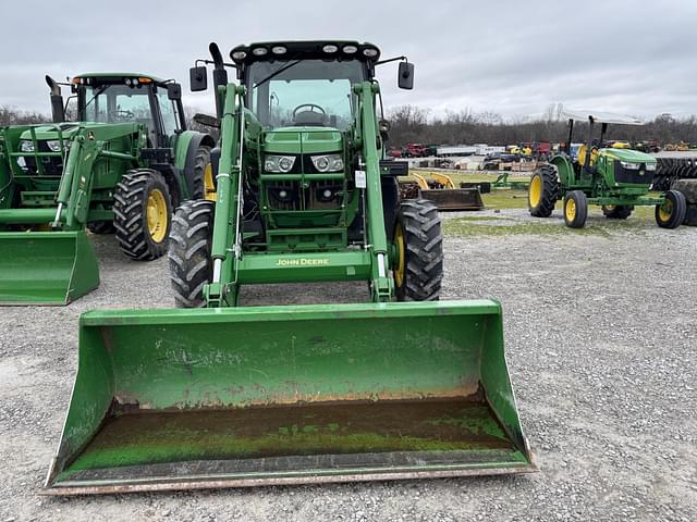 Image of John Deere 6110R equipment image 1