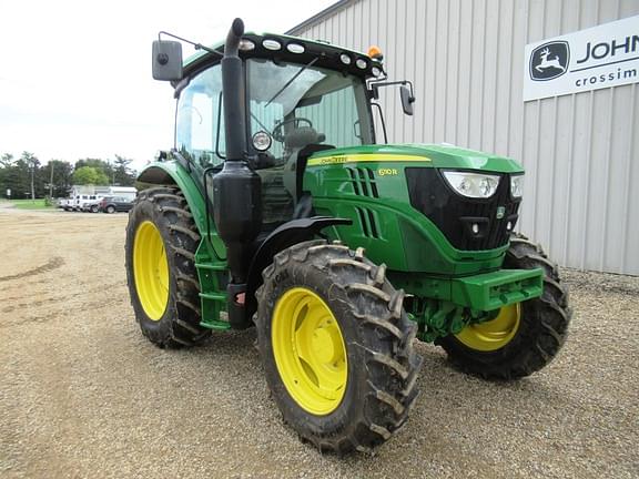 Image of John Deere 6110R equipment image 3