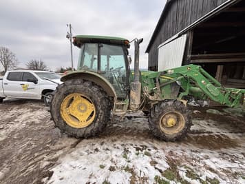 Main image John Deere 6120E