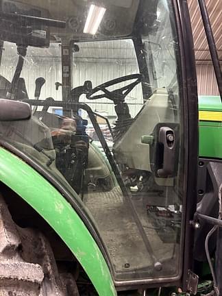 Image of John Deere 6120E equipment image 1