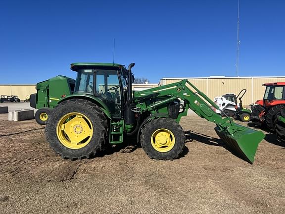 Image of John Deere 6120E equipment image 1