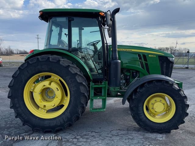 Image of John Deere 6120E equipment image 3