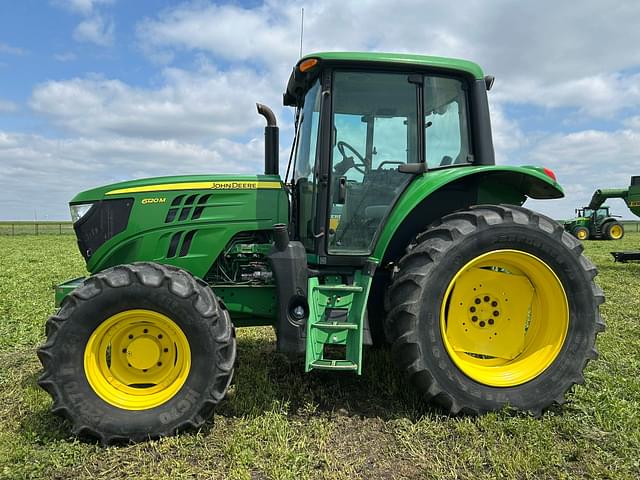 Image of John Deere 6120M equipment image 1
