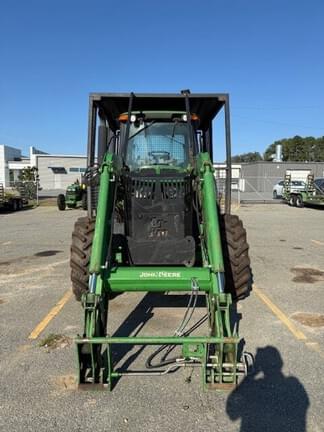 Image of John Deere 6120M equipment image 1