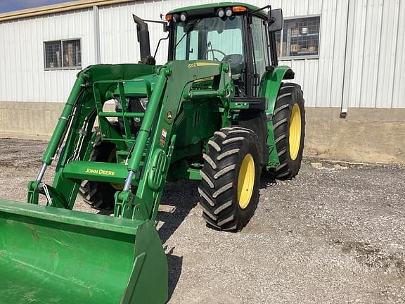 Image of John Deere 6120M equipment image 4