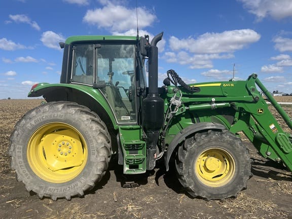 Main image John Deere 6120M
