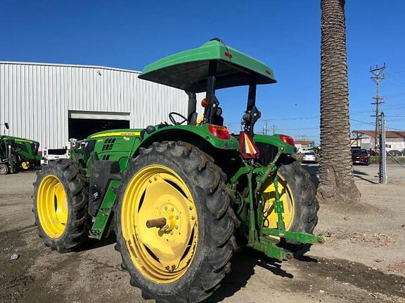 Image of John Deere 6120M equipment image 4