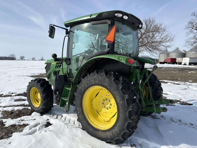 Image of John Deere 6120R equipment image 2