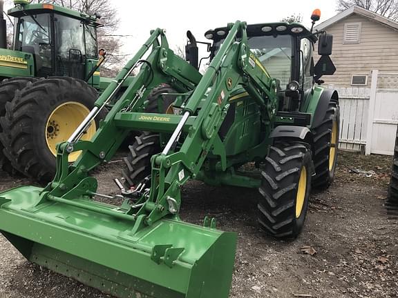 Image of John Deere 6120R equipment image 1