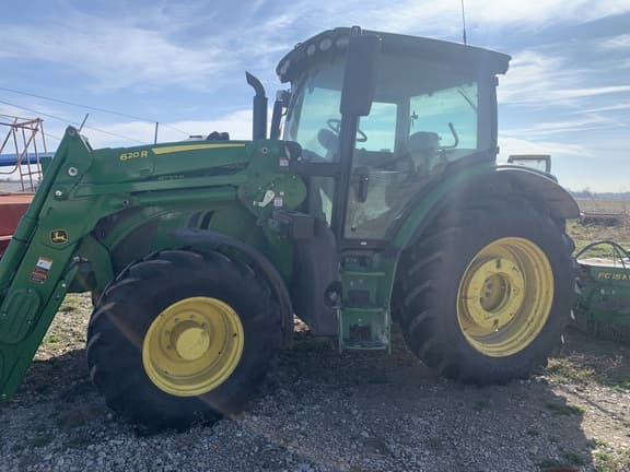 Image of John Deere 6120R equipment image 1