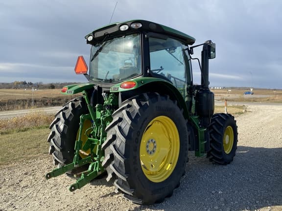 Image of John Deere 6120R equipment image 4