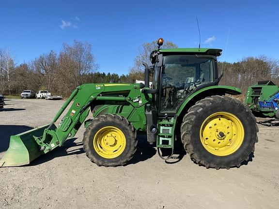 Image of John Deere 6120R equipment image 1