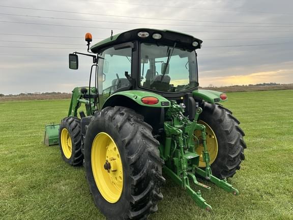 Image of John Deere 6120R equipment image 3