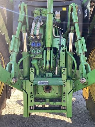 Image of John Deere 6120R equipment image 2