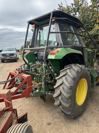 Image of John Deere 6125M equipment image 3