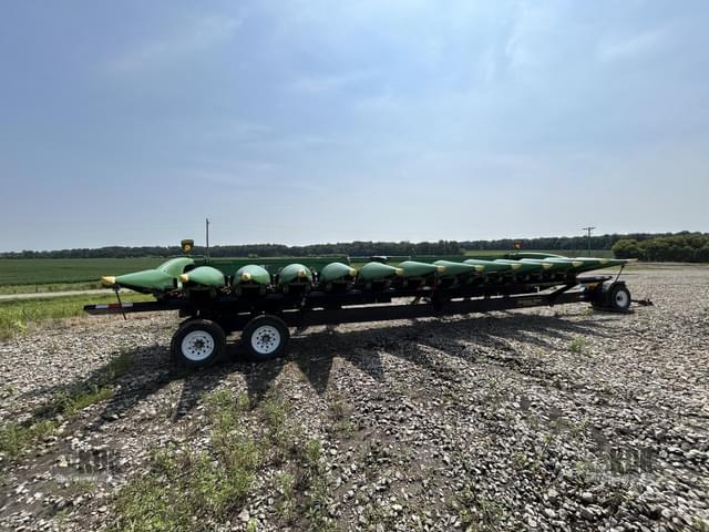 Image of John Deere 612C equipment image 2