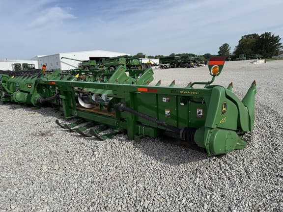 Image of John Deere 612C equipment image 2