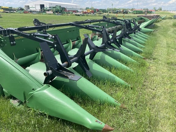 Main image John Deere 612C