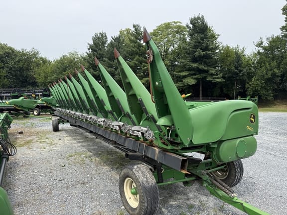 2016 John Deere 612FC Equipment Image0