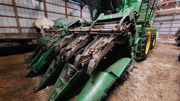 2016 John Deere 612FC Equipment Image0