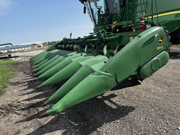 Main image John Deere 612FC