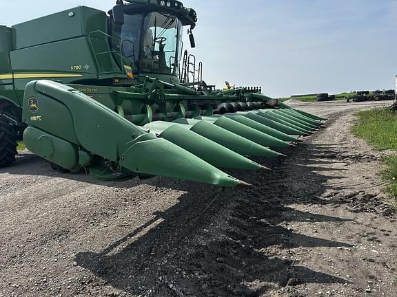 Image of John Deere 612FC equipment image 2