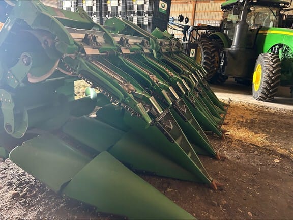2016 John Deere 612FC Equipment Image0