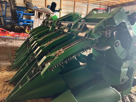 Image of John Deere 612FC equipment image 2