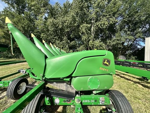 Image of John Deere 612FC equipment image 1