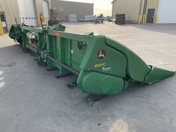 Image of John Deere 612FC equipment image 2