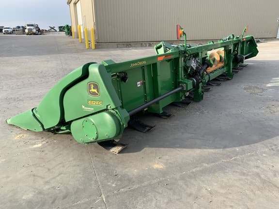 Image of John Deere 612FC equipment image 4