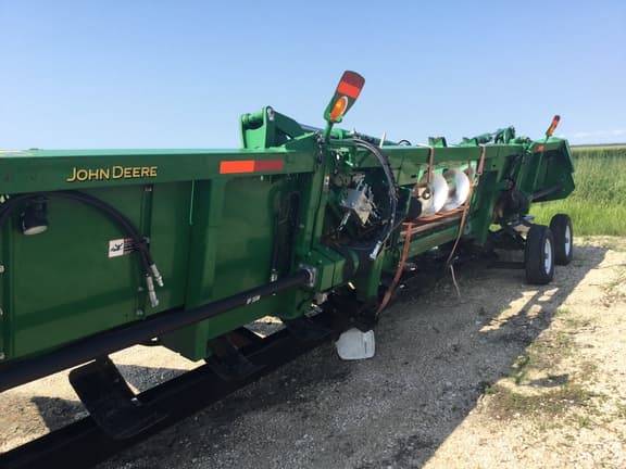 Image of John Deere 612FC equipment image 4