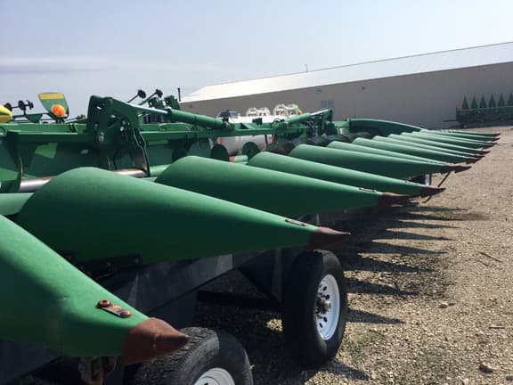 Image of John Deere 612FC equipment image 2