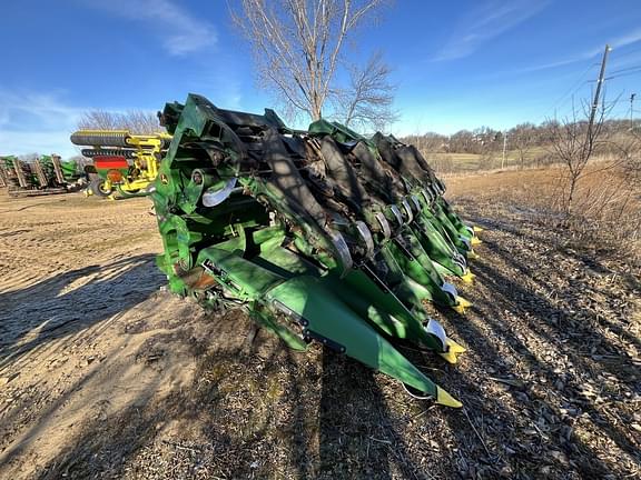 Image of John Deere 612FC equipment image 2