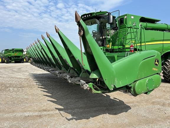 Image of John Deere 612FC equipment image 1