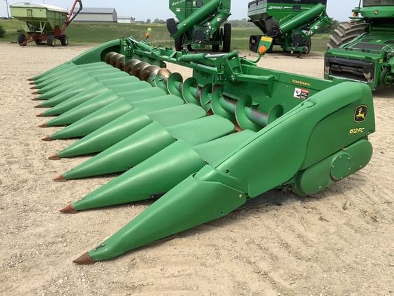 Main image John Deere 612C
