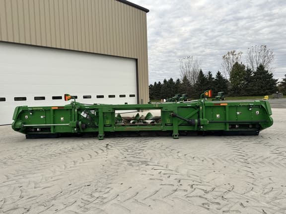 Image of John Deere 612FC equipment image 4