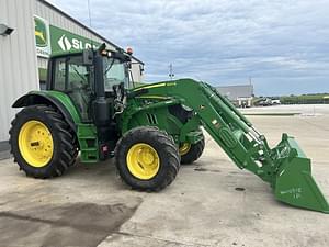 2016 John Deere 6130M Image