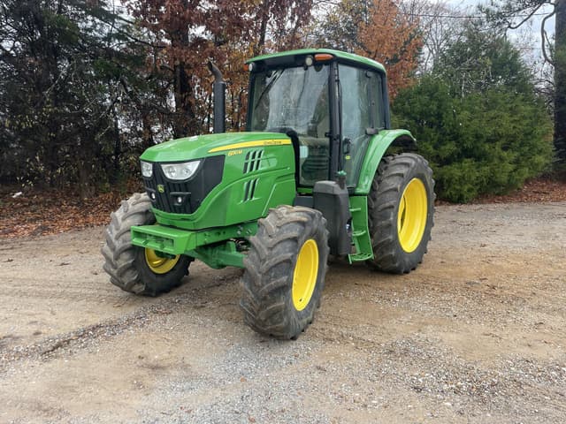 Image of John Deere 6130M equipment image 1